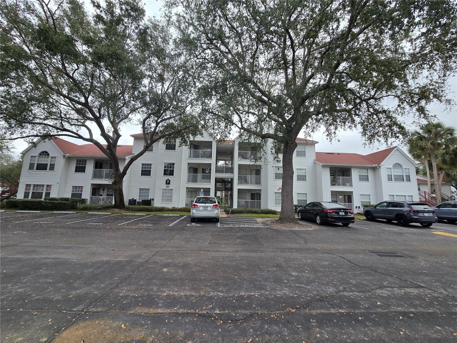 Photo of Listing #O6315972