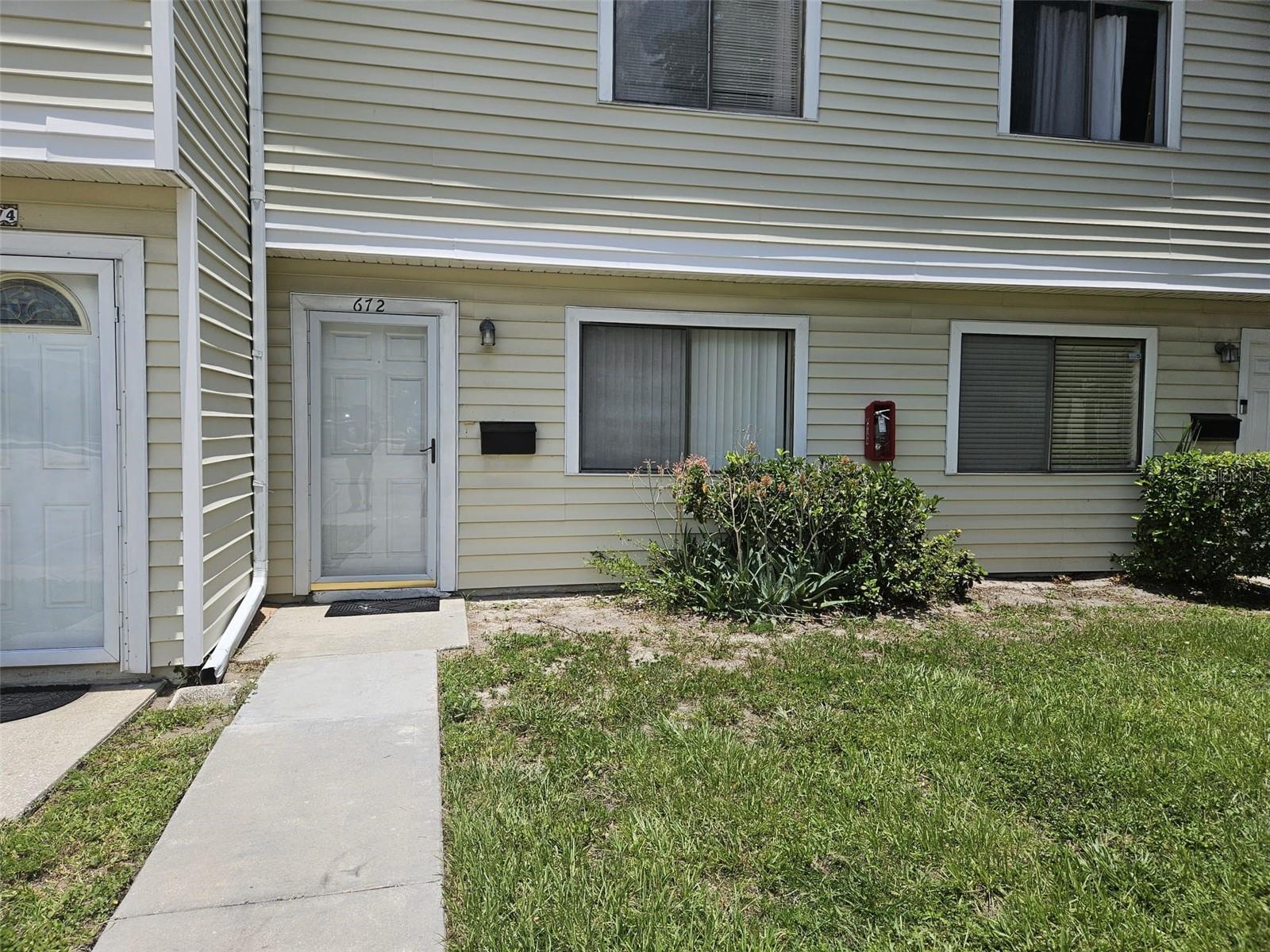 Photo of Listing #O6331869
