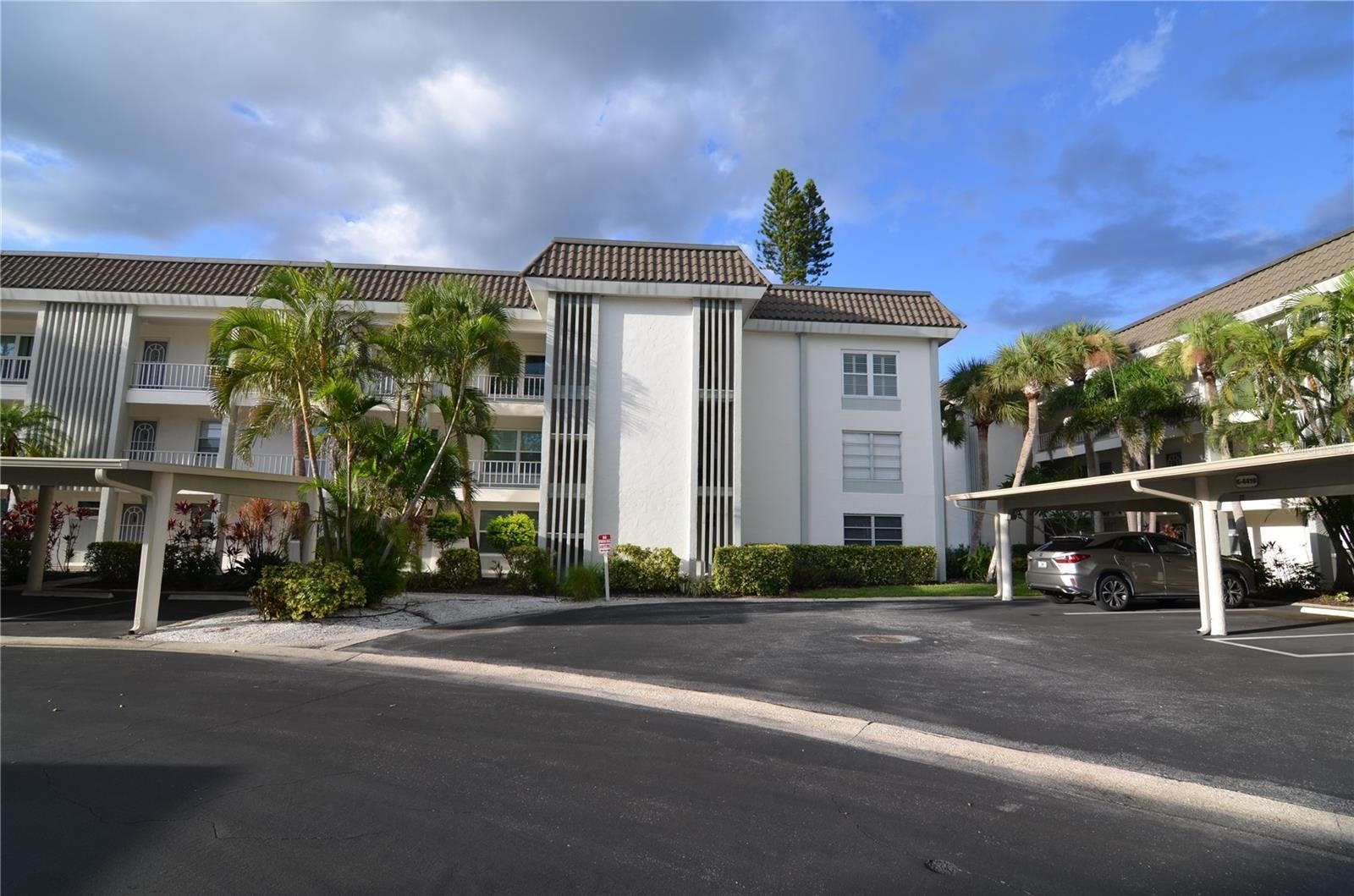 Photo of Listing #O6342792