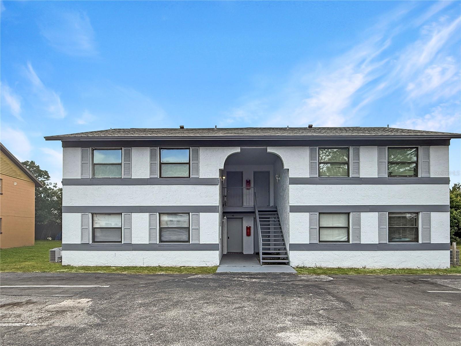 Photo of Listing #O6342877