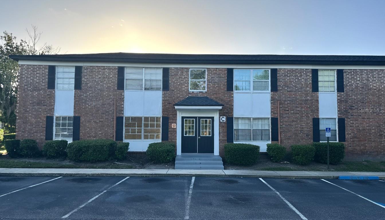 Photo of Listing #O6349682