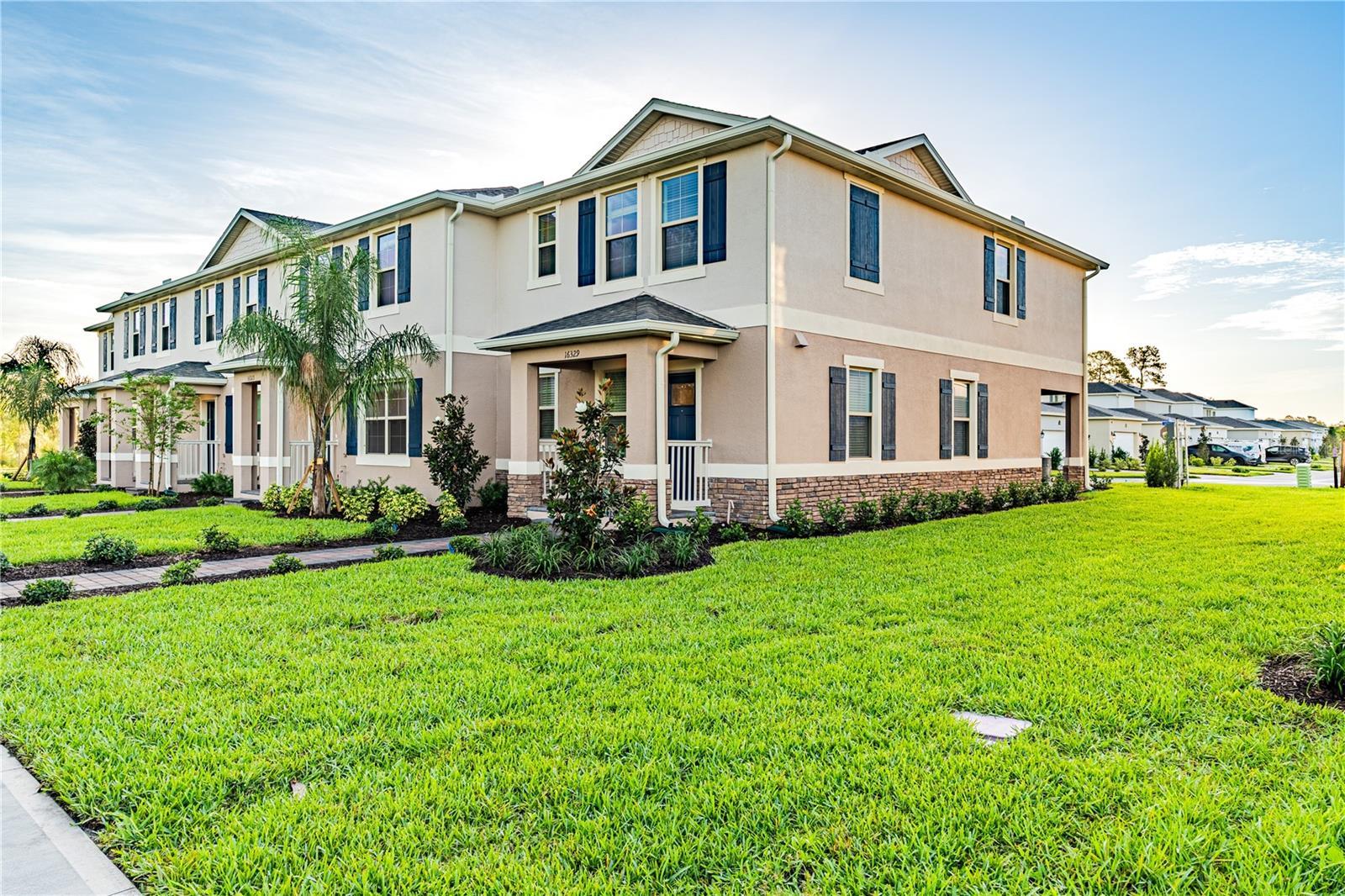 Photo of Listing #O6351813