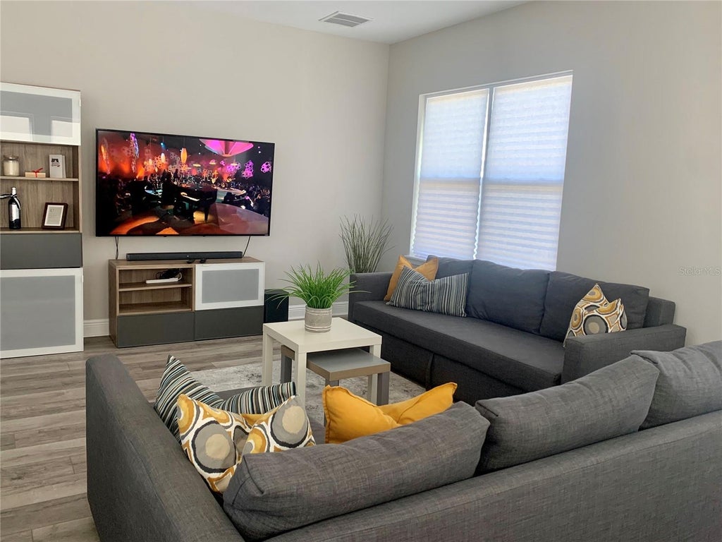 8261 Lindahl Alley, ORLANDO