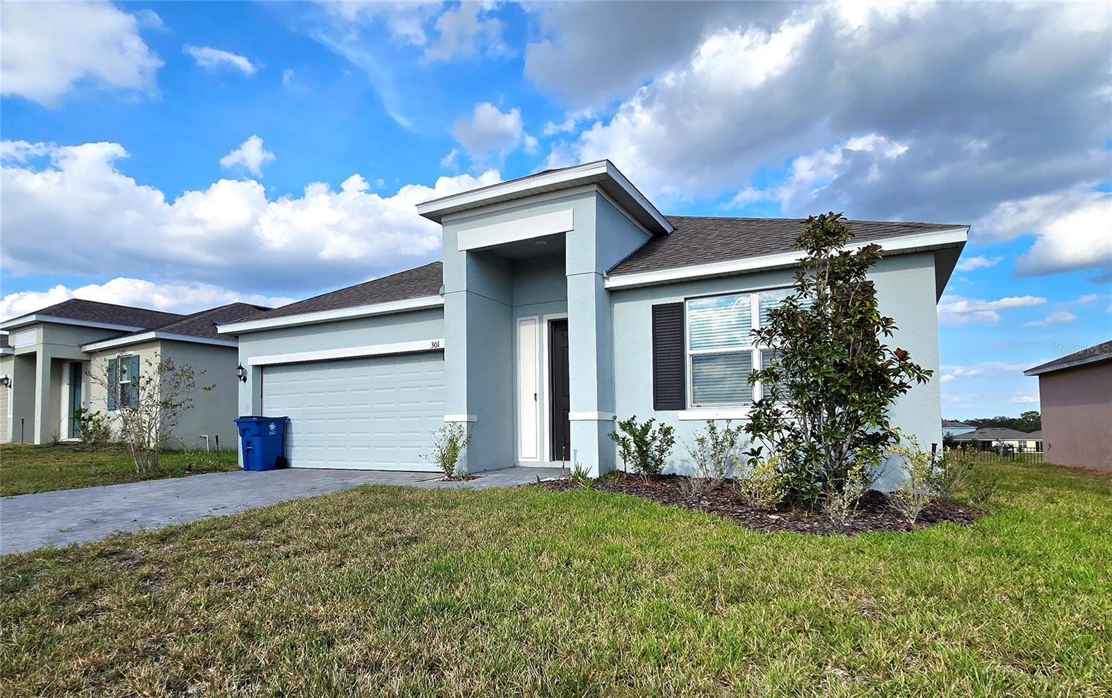 Photo of Listing #O6355603