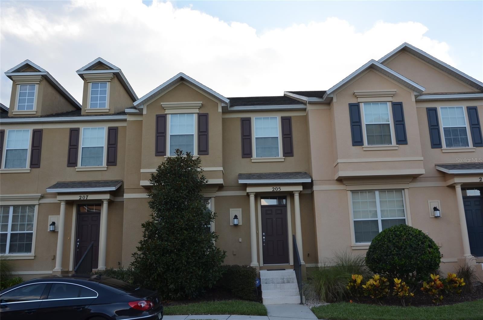 Photo of Listing #O6360430