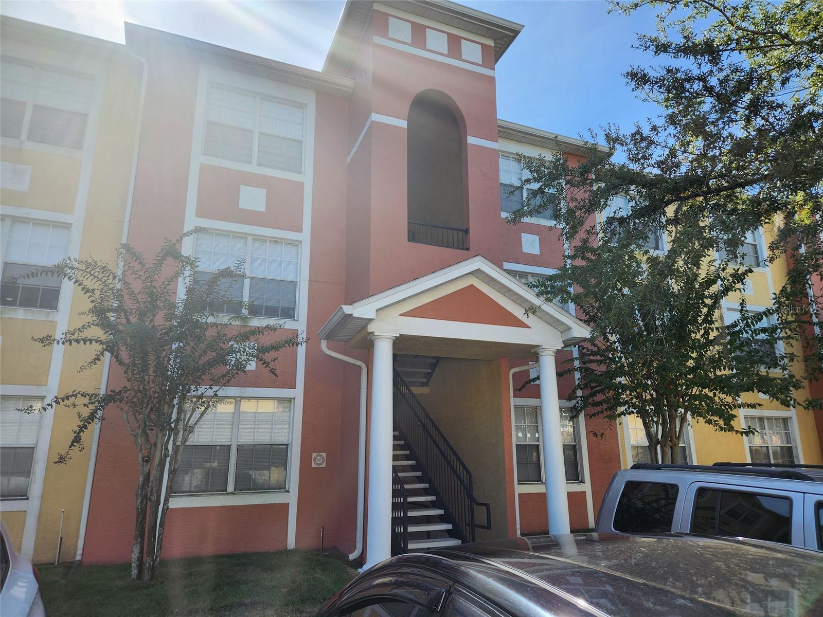 Photo of Listing #O6361408