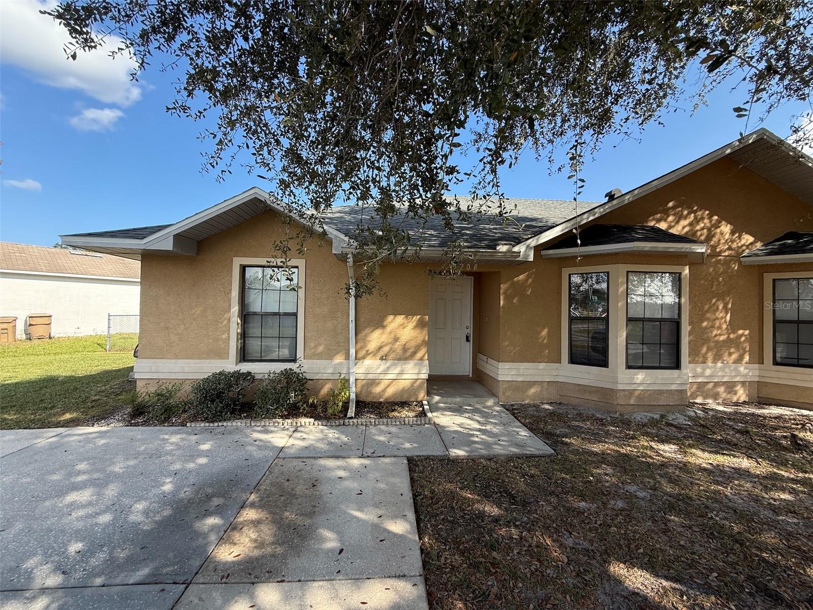 Photo of Listing #O6363172