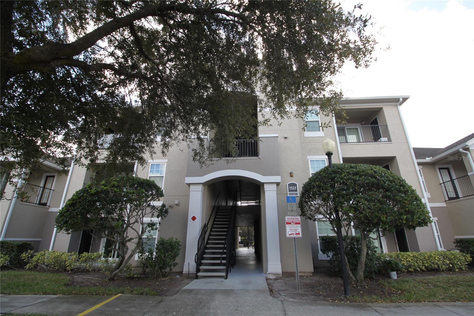 Photo of Listing #O6363391