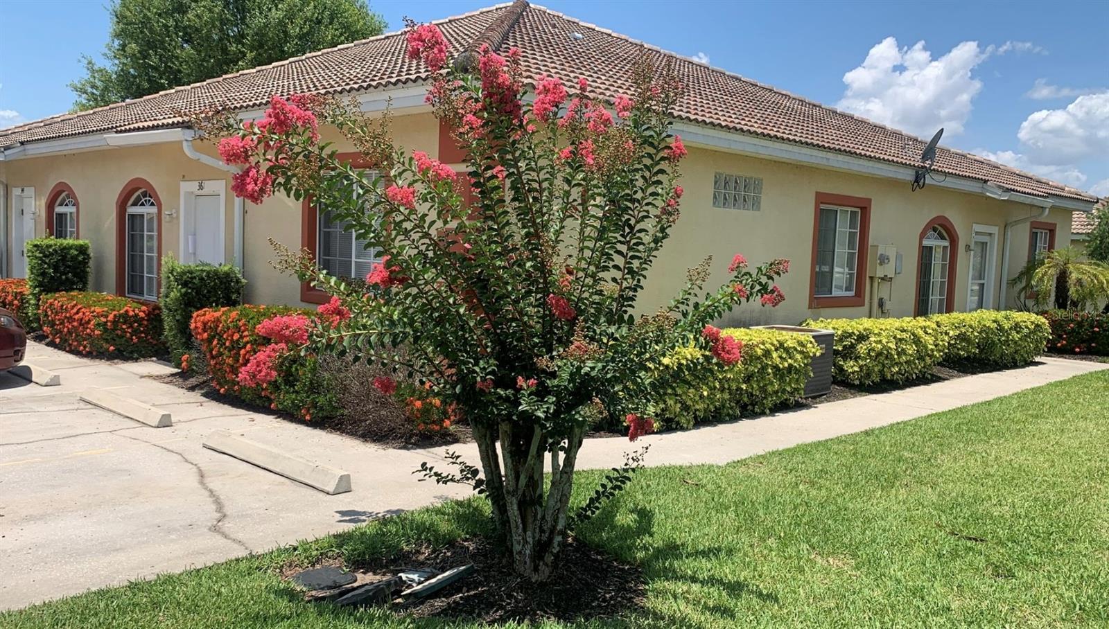 Photo of Listing #O6363880