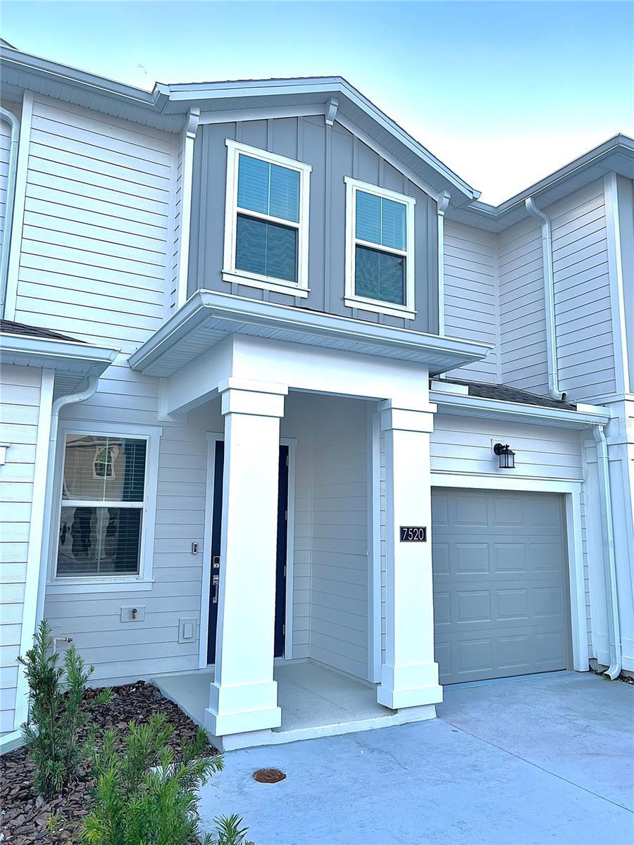 Photo of Listing #O6365932