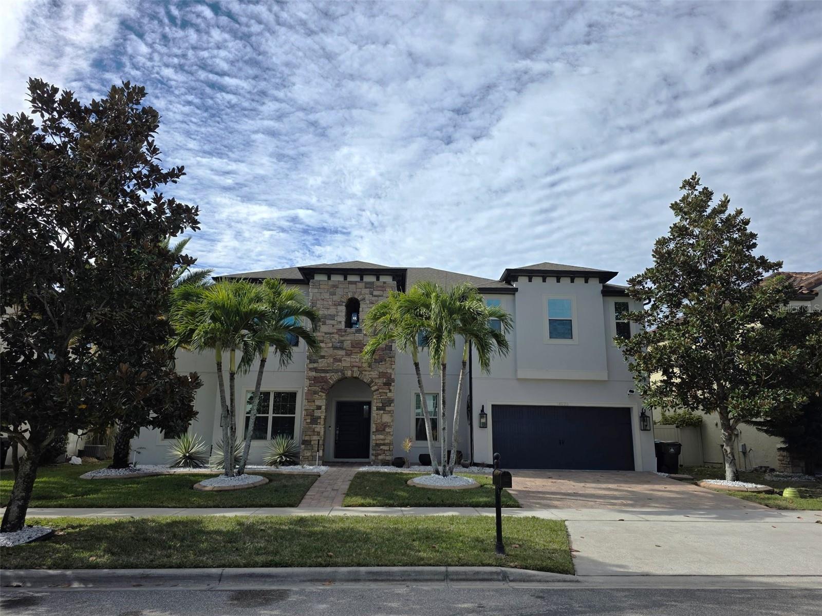 Photo of Listing #O6366274