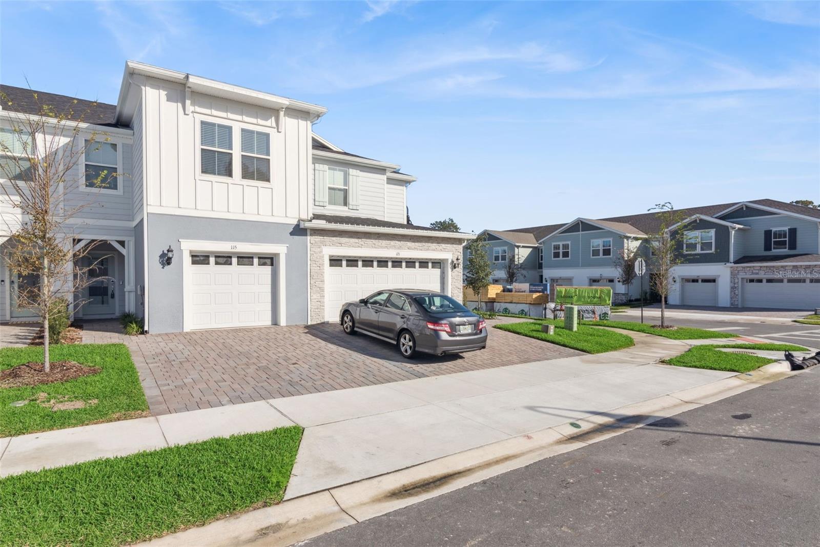 Photo of Listing #O6366482