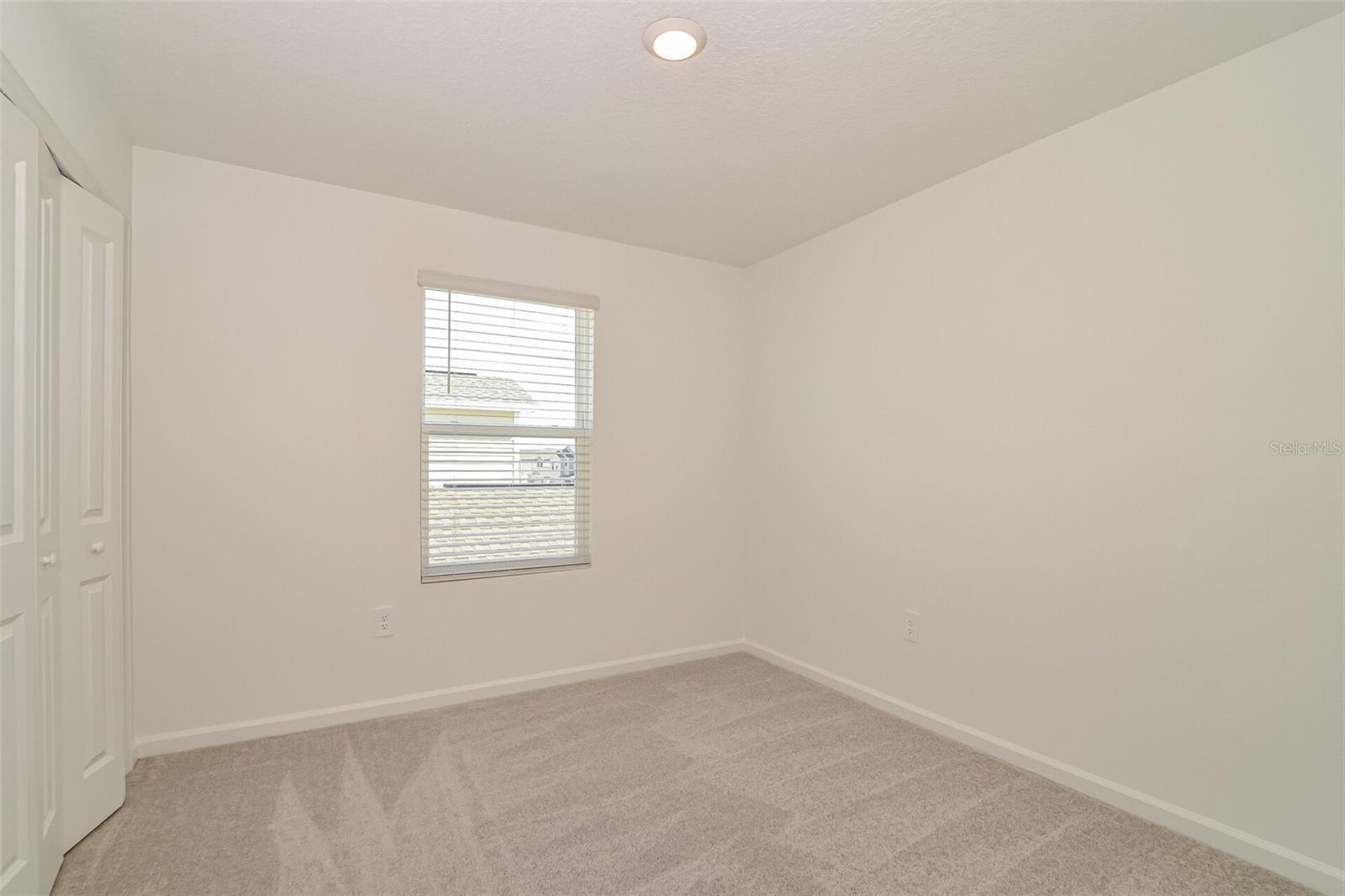 Photo of Listing #O6368554