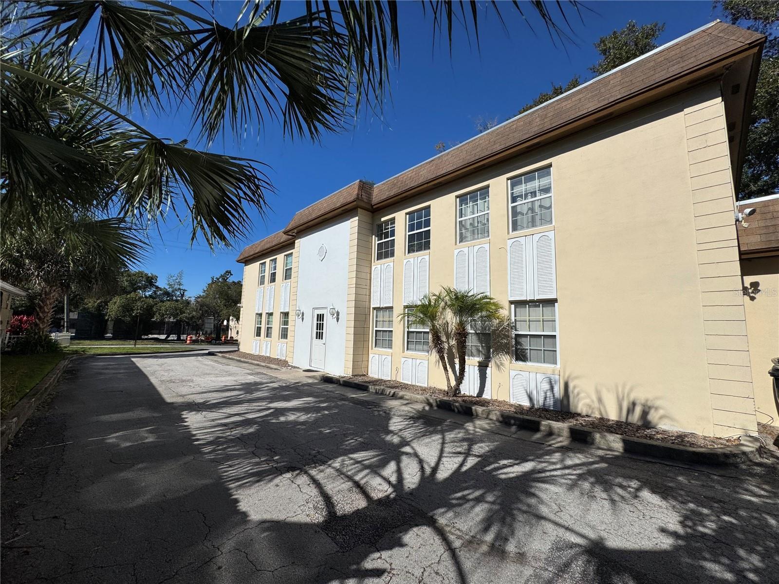 Photo of Listing #O6369793