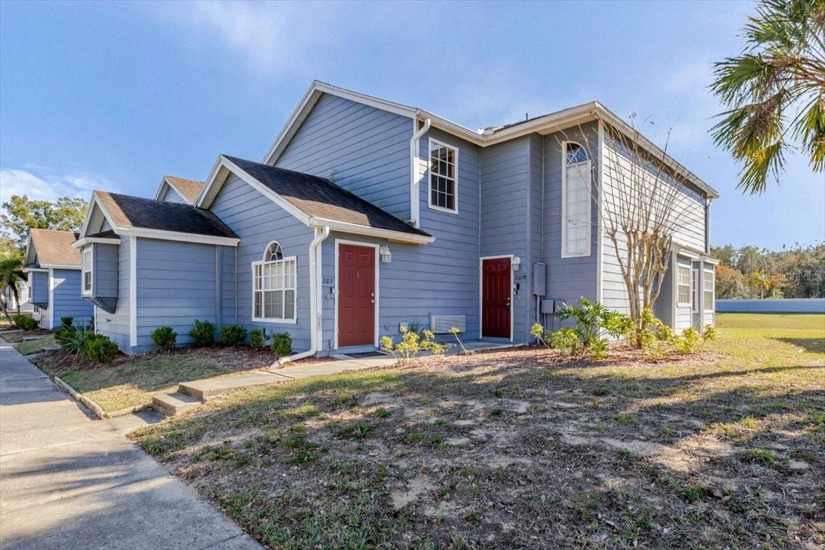 Photo of Listing #O6370132