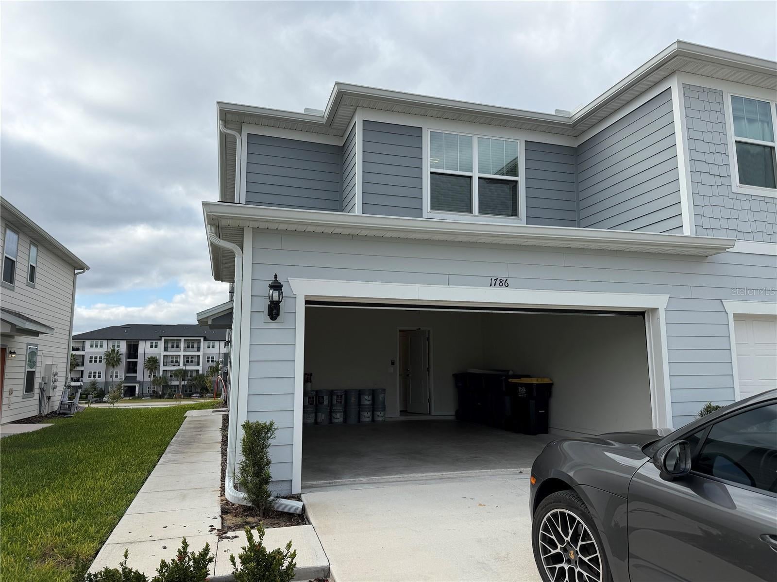 Photo of Listing #O6370955