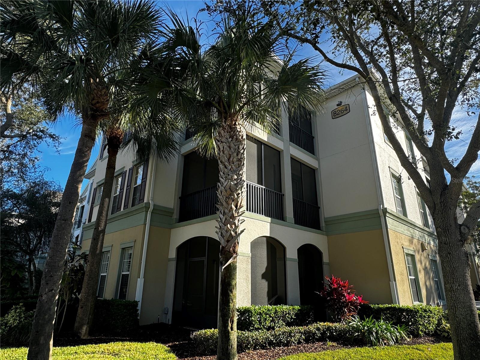 Photo of Listing #O6372117