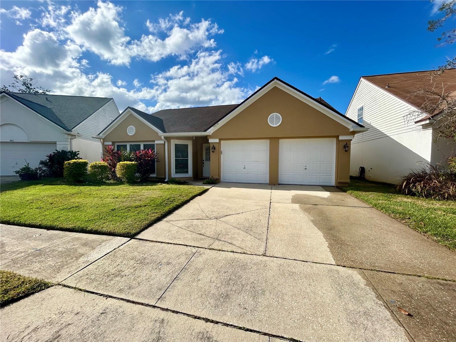 Photo of Listing #O6372267