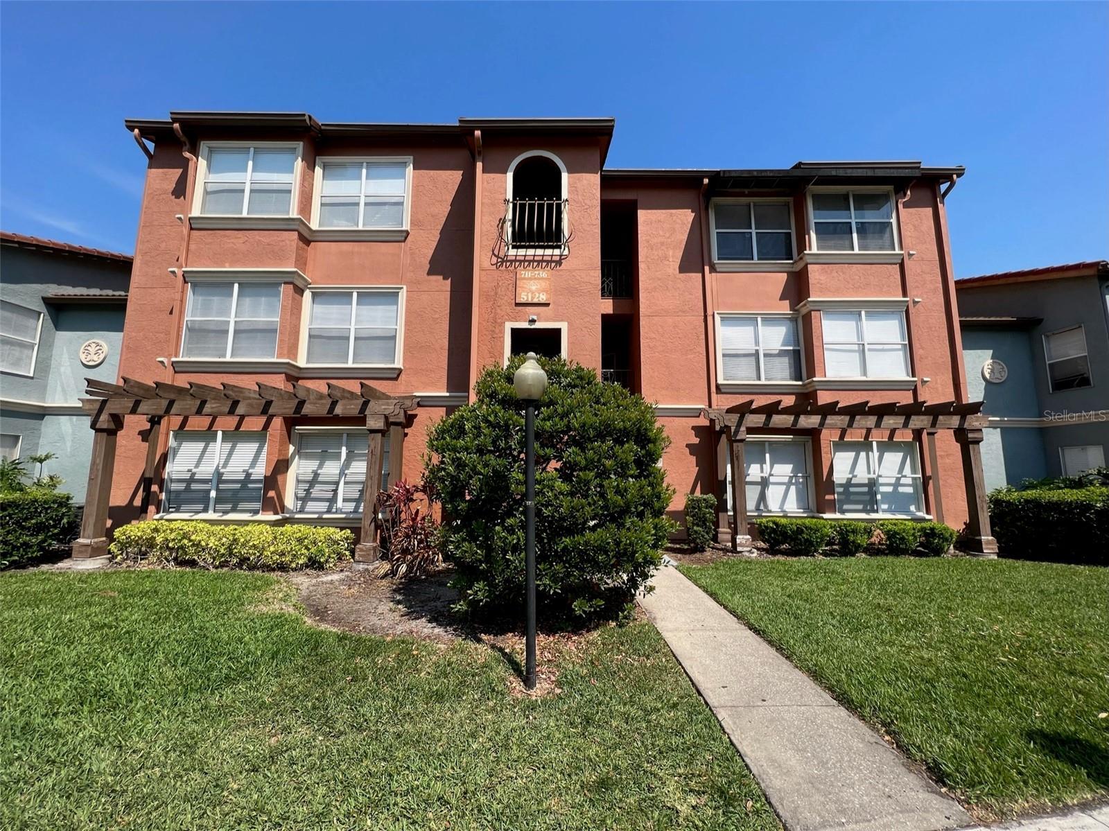 Photo of Listing #O6372680