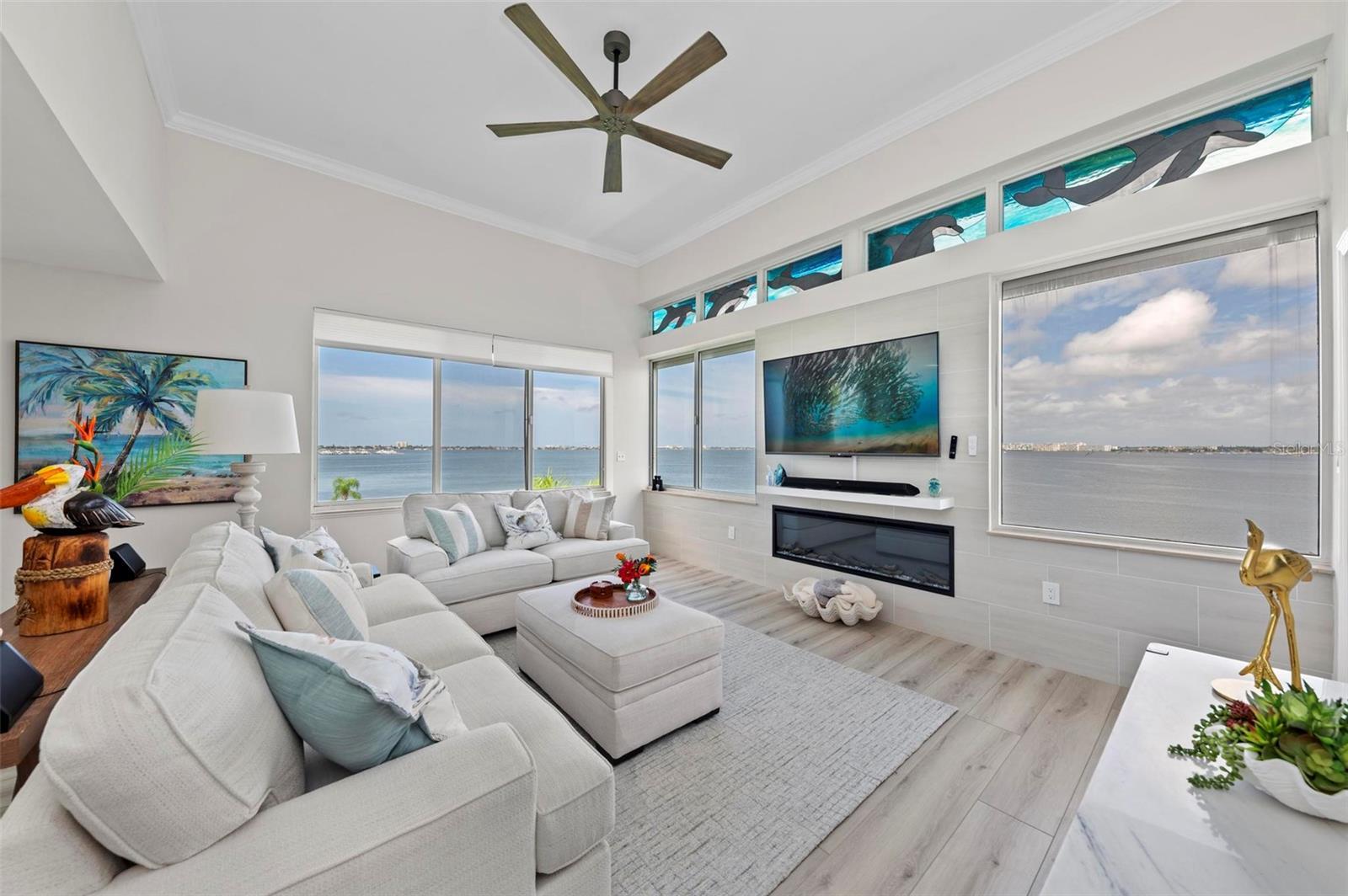 Photo of Listing #O6377288