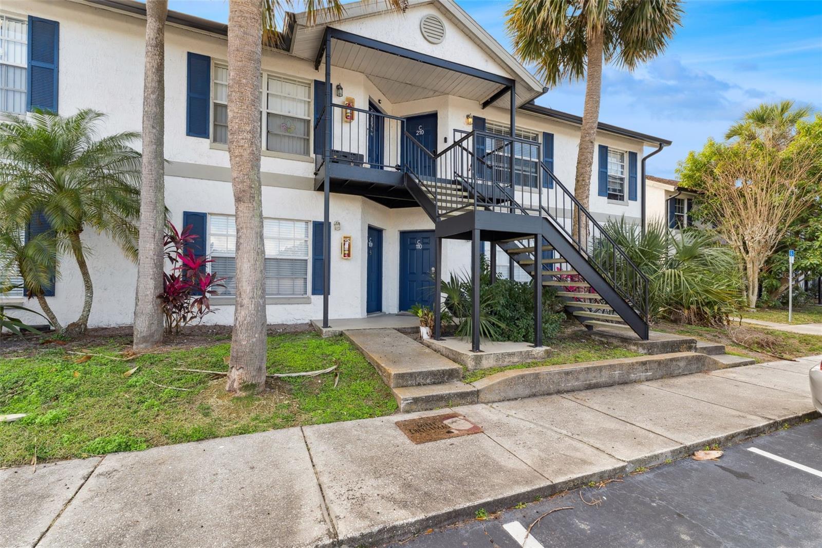 Photo of Listing #O6377754