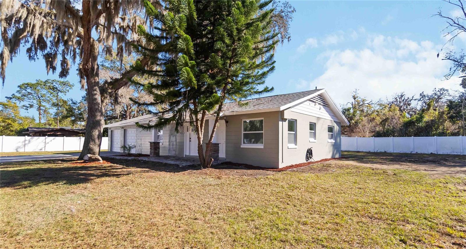 Photo of Listing #O6377884