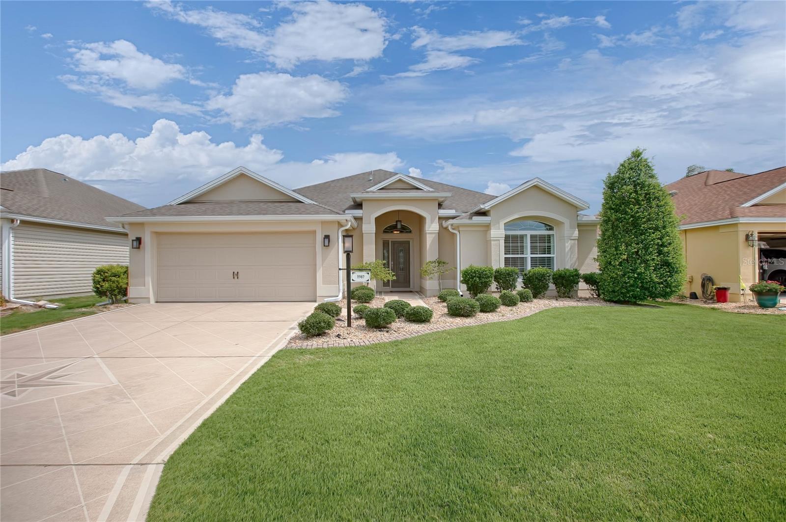 Photo of Listing #OM705642