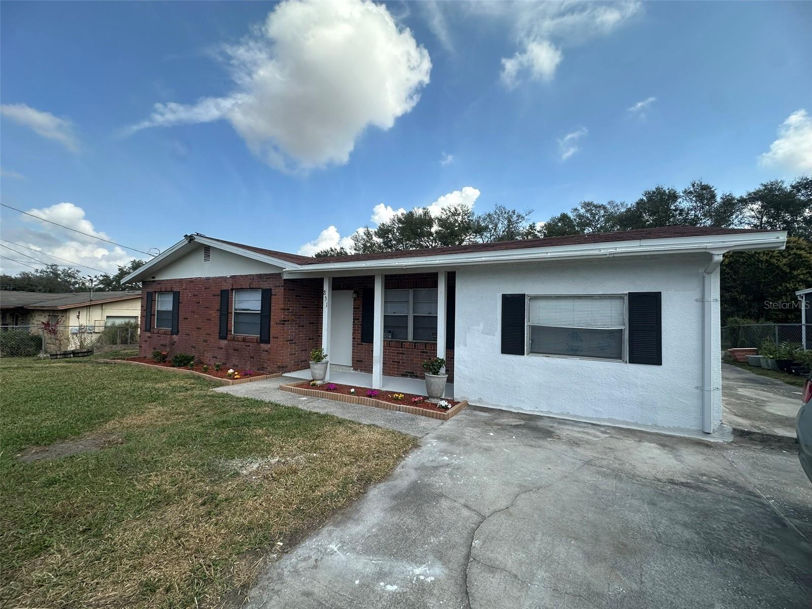 Photo of Listing #P4933610