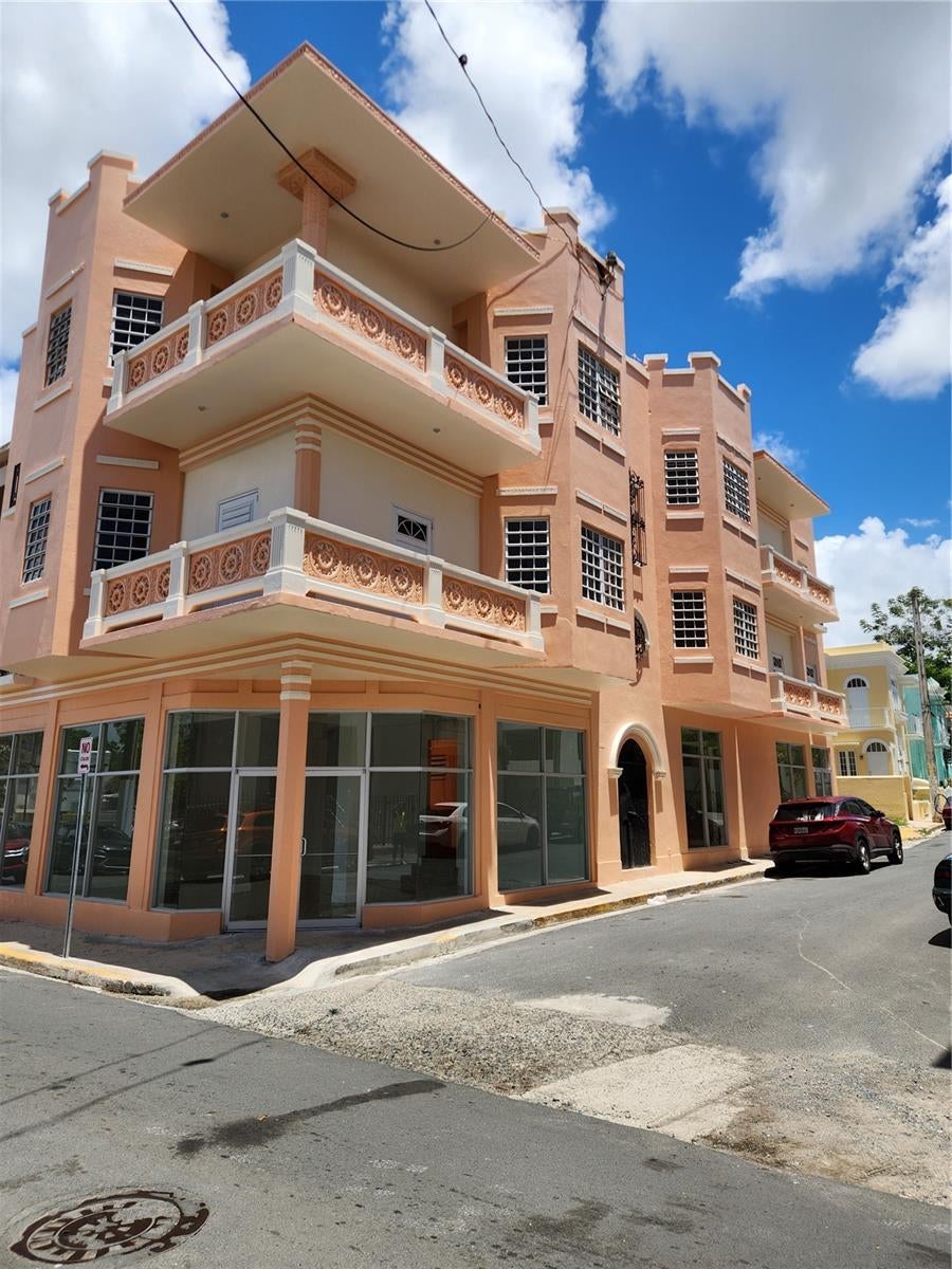 51 Pilar & Braumbaugh, SAN JUAN