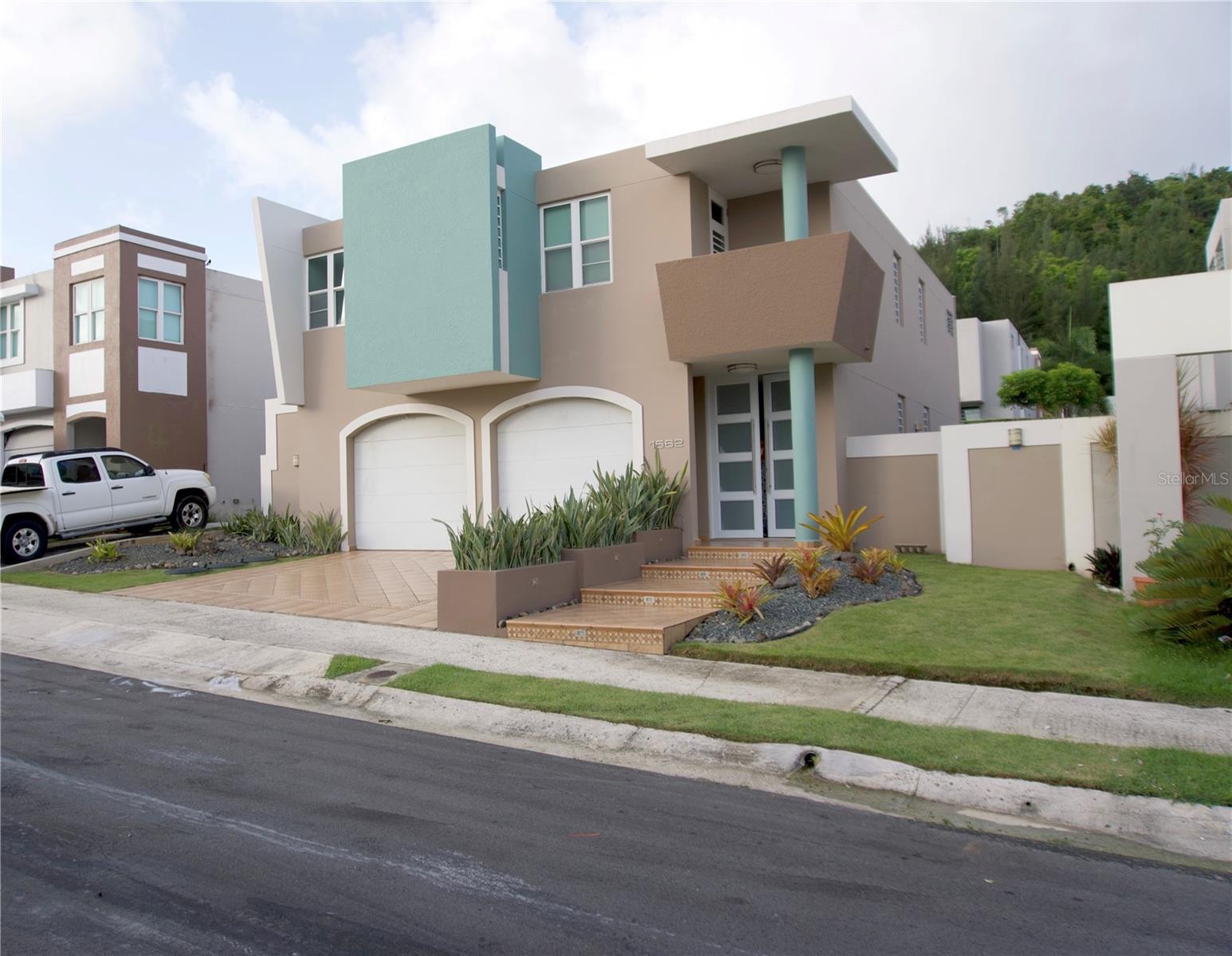 Photo of Listing #PR9115597