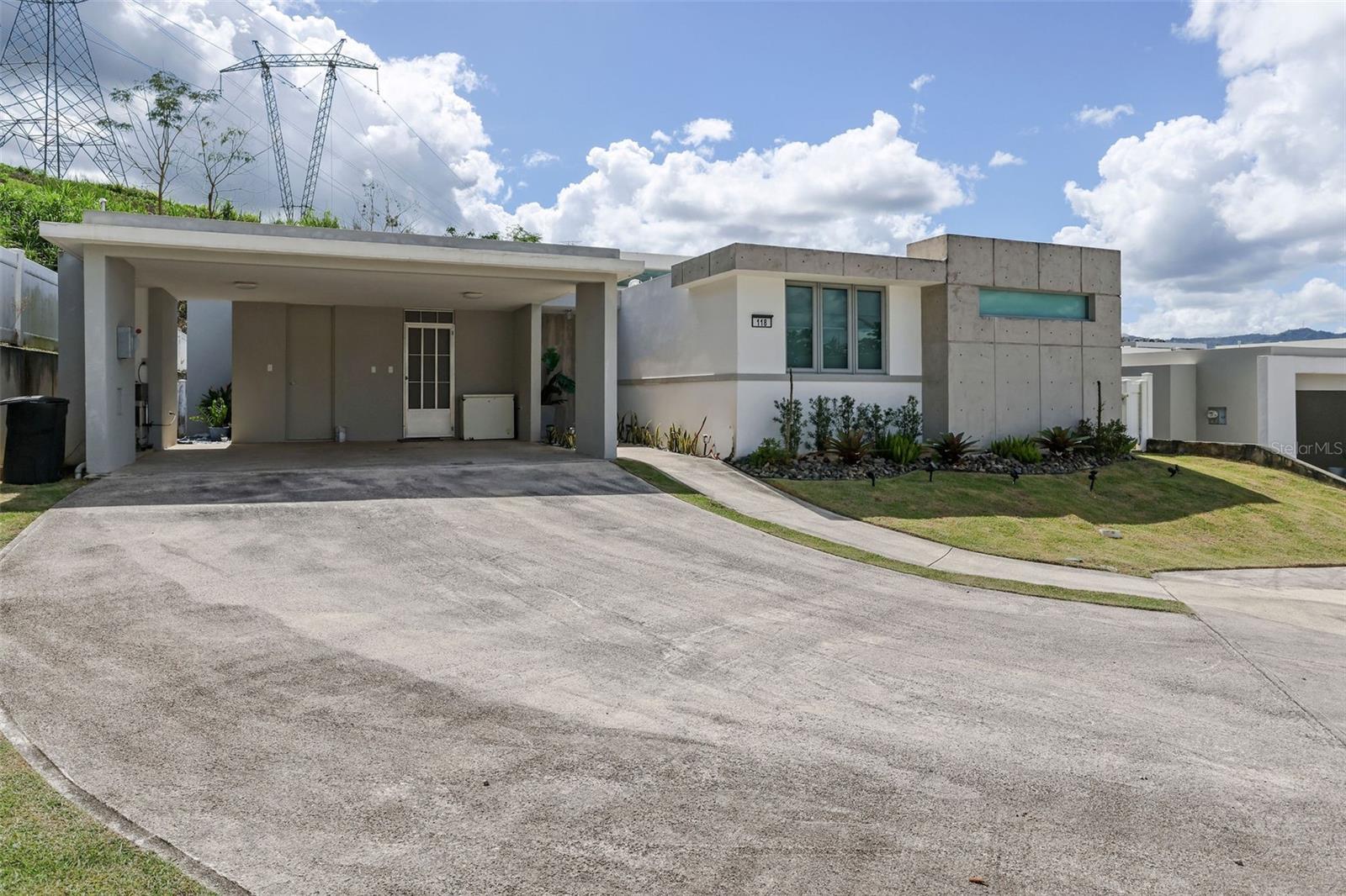 Photo of Listing #PR9116959