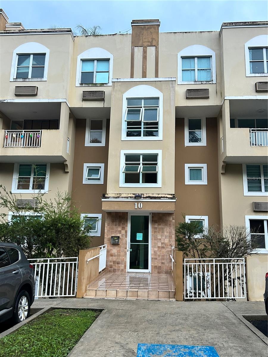 Photo of Listing #PR9118422