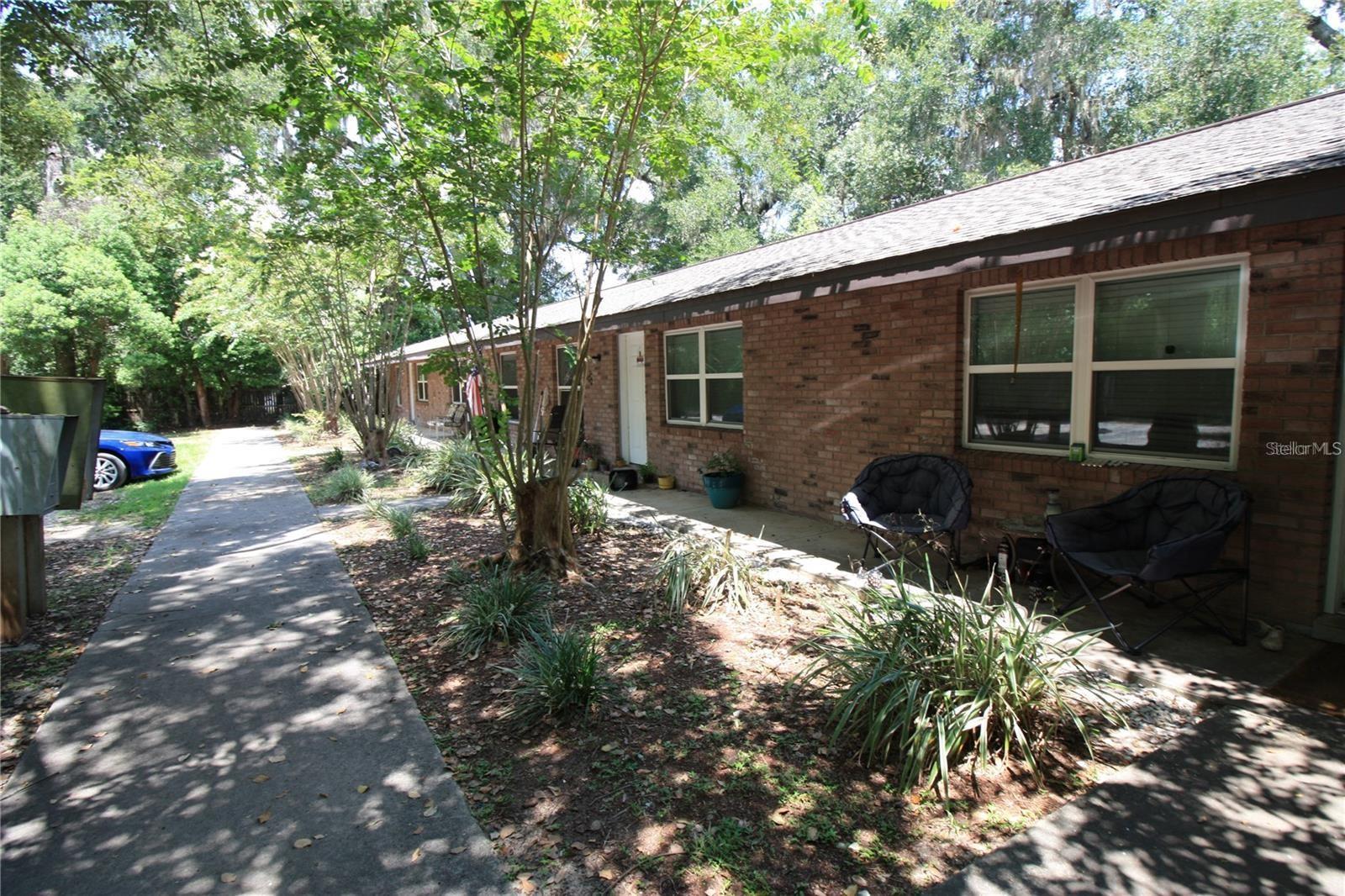 Photo of Listing #R4910286