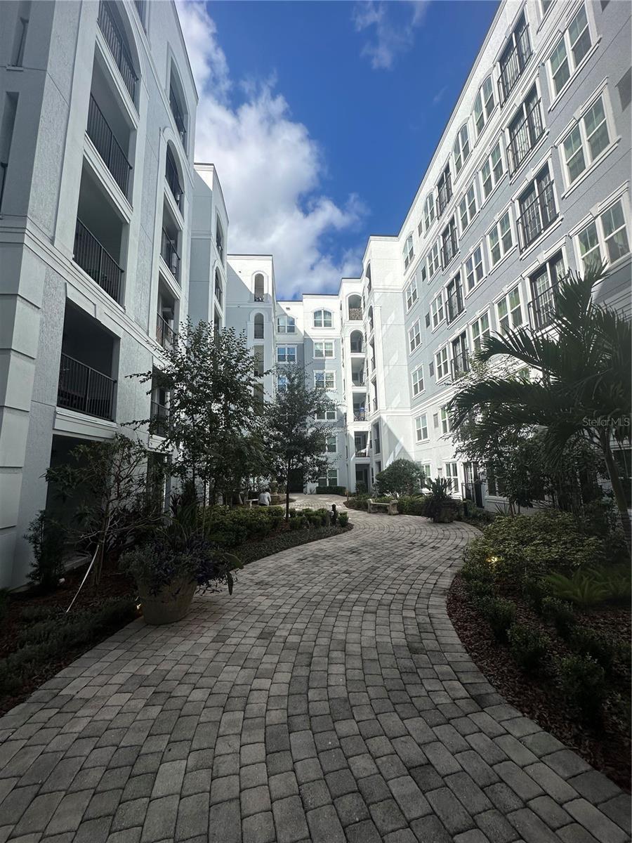 Photo of Listing #S5125958