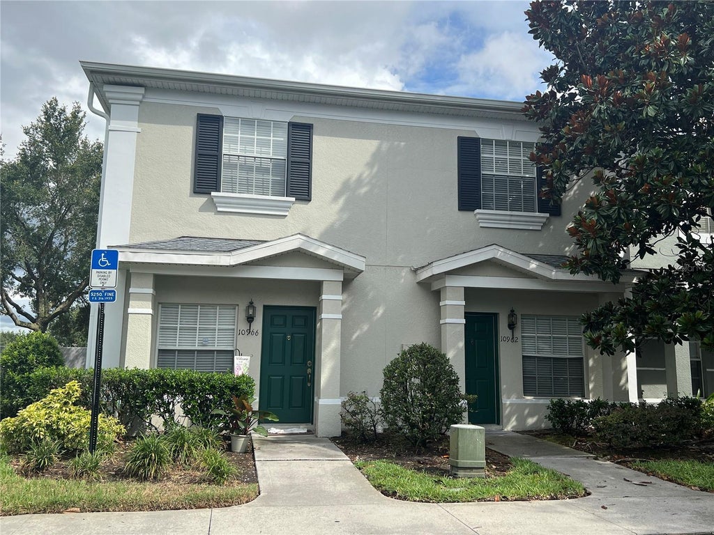 10962 Savannah Wood Drive 151, ORLANDO