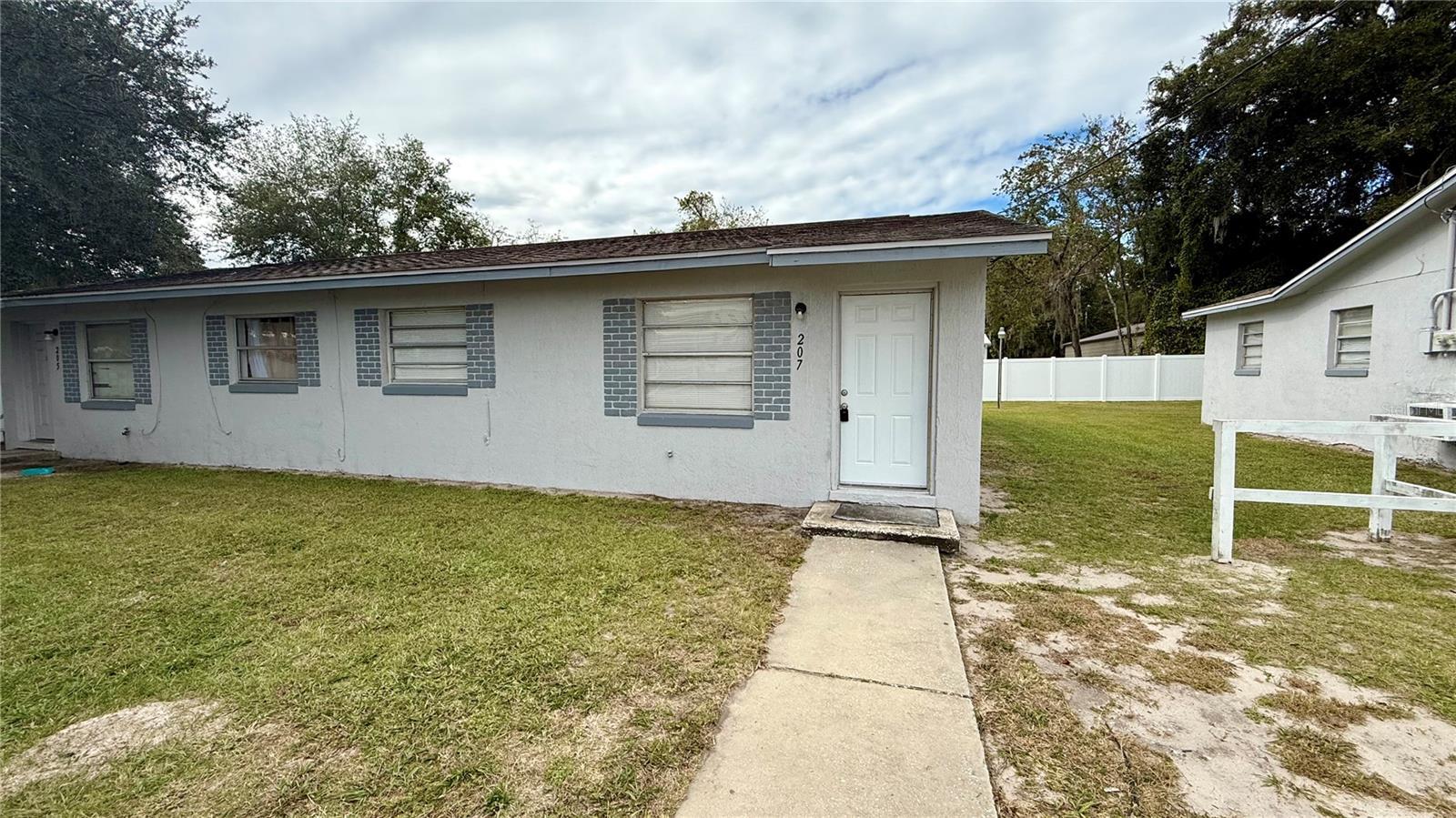 Photo of Listing #S5137621