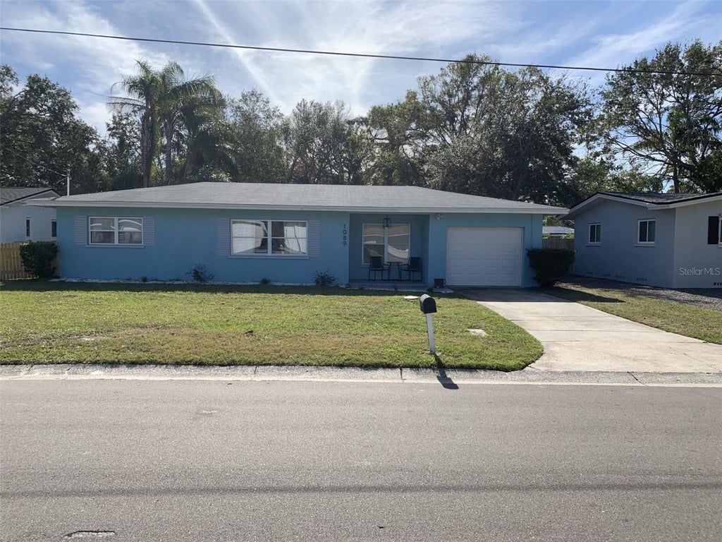 1089 Idlewild Drive S, DUNEDIN