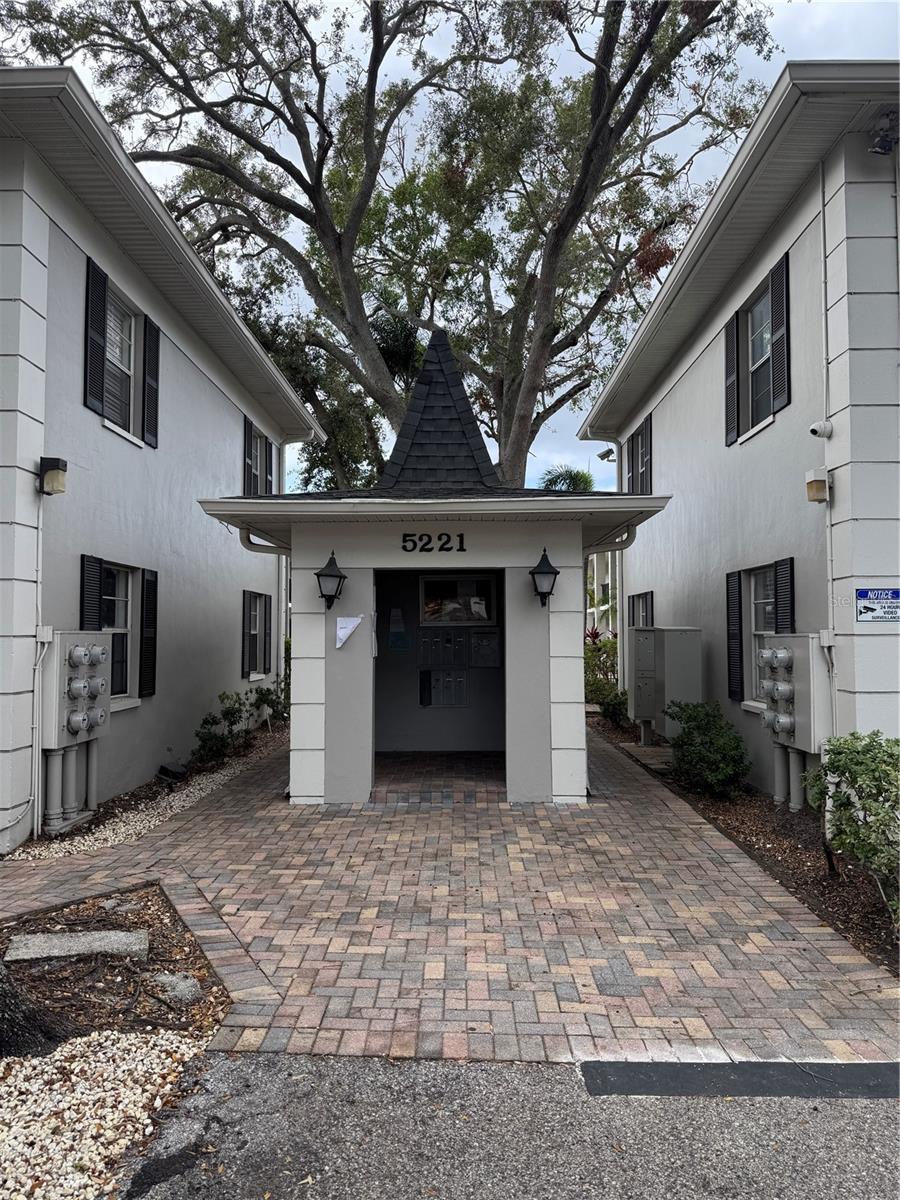 Photo of Listing #TB8406142