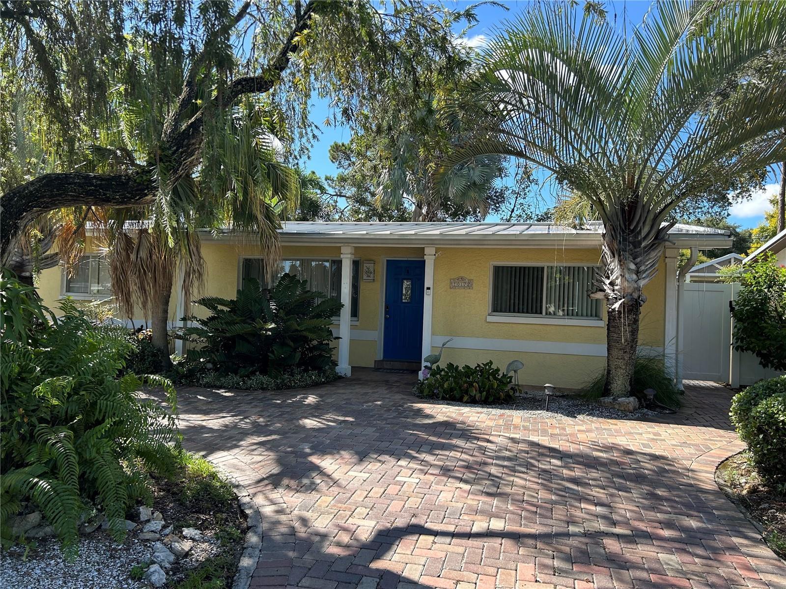 Photo of Listing #TB8410038