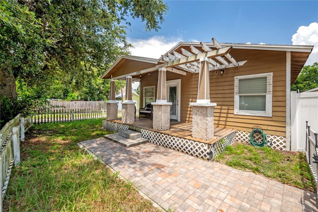 1302 East Louisiana Avenue, TAMPA