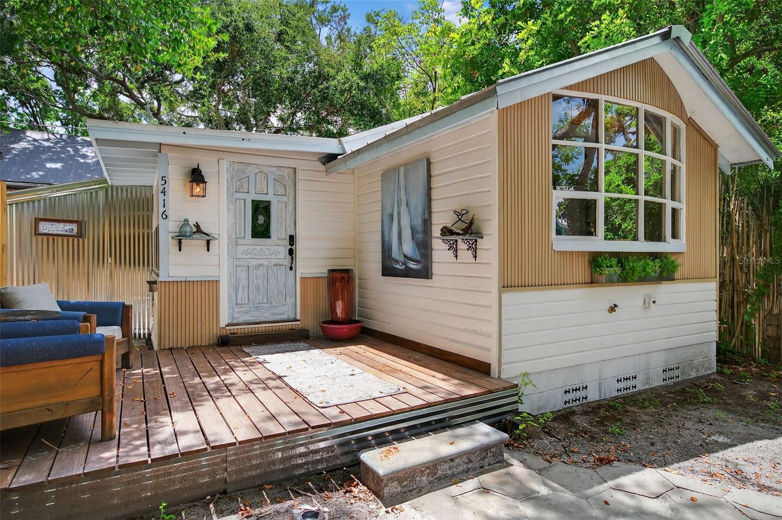 Photo of Listing #TB8415092