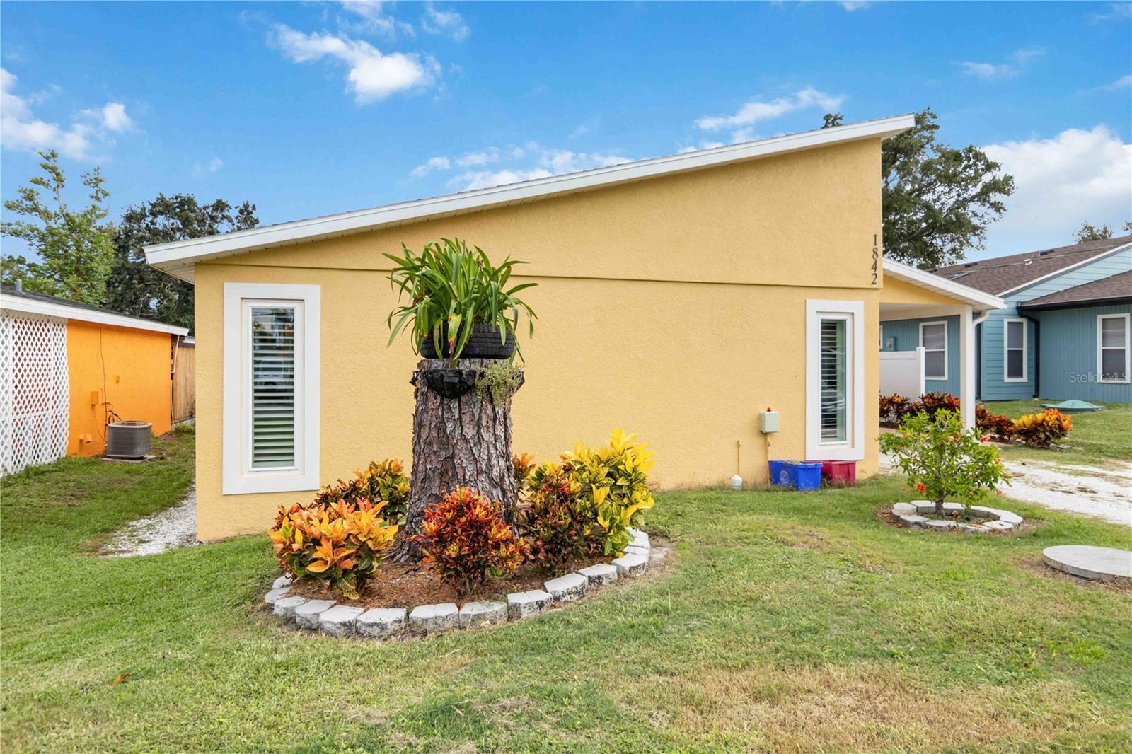 Photo of Listing #TB8415098