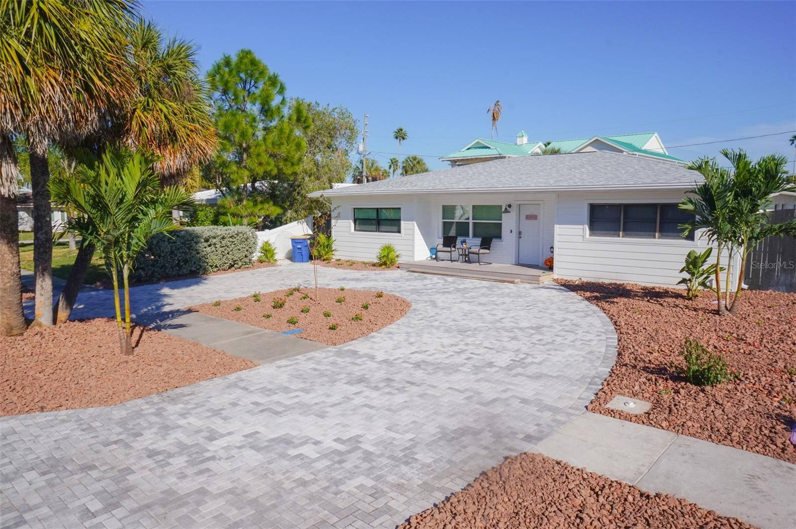 Photo of Listing #TB8450073