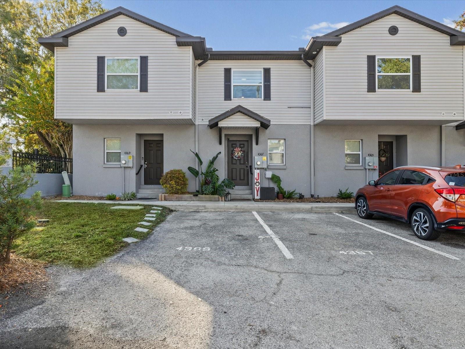 Photo of Listing #TB8450402