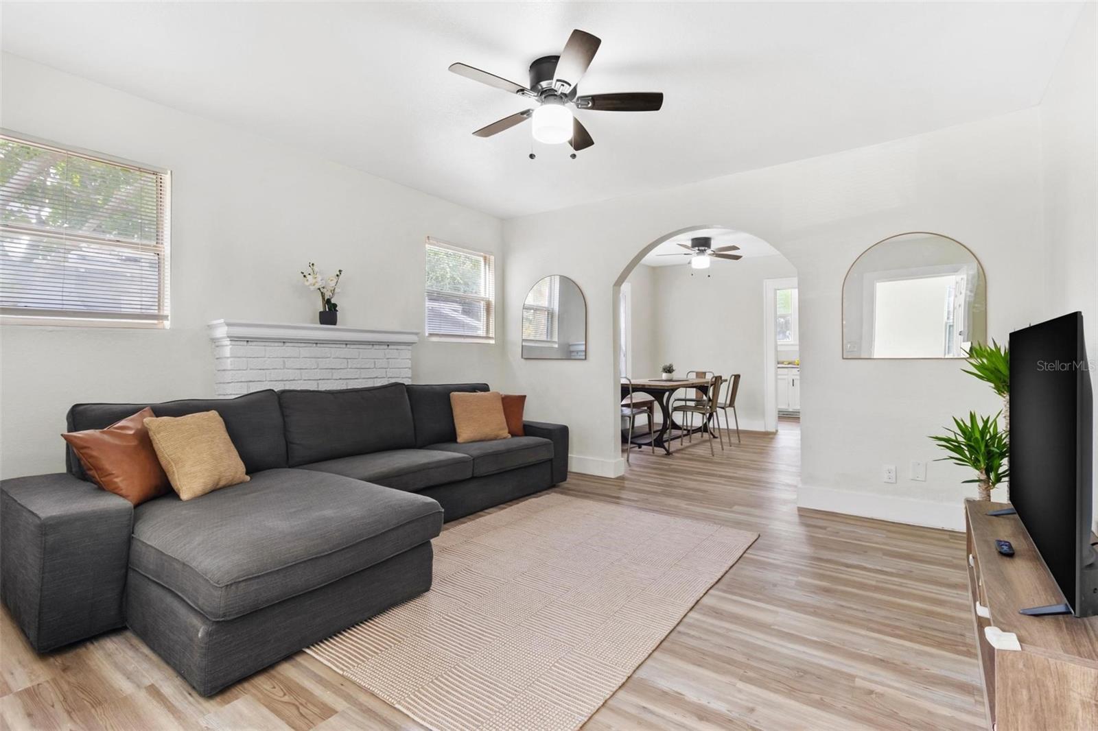 Photo of Listing #TB8464307