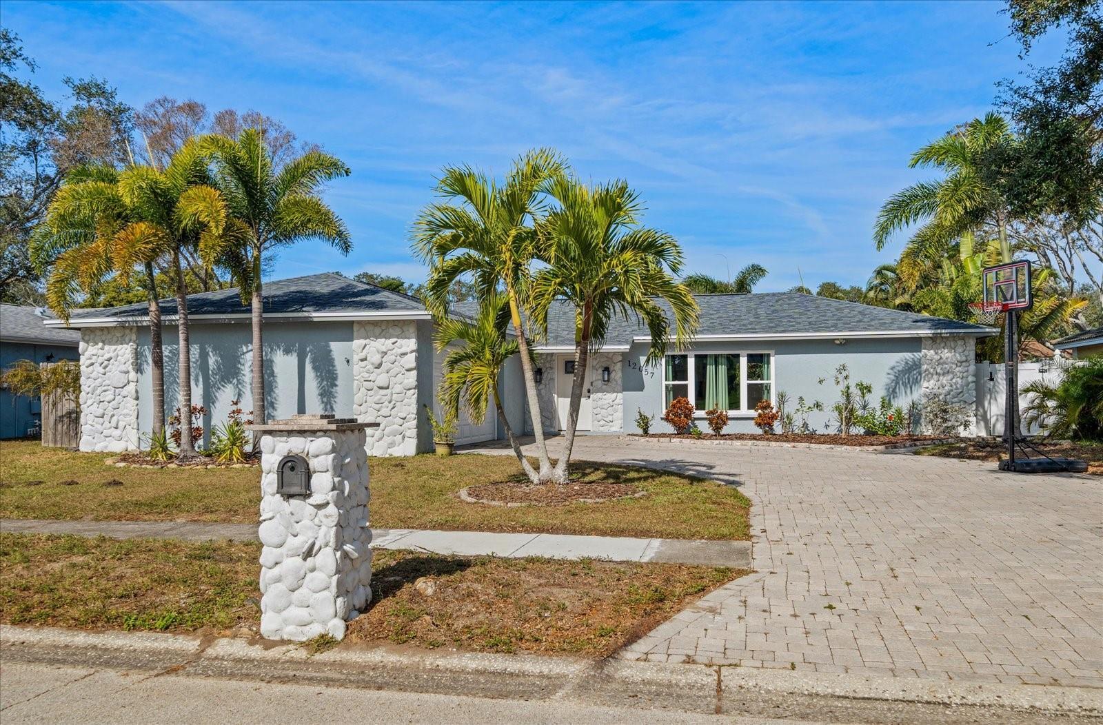 Photo of Listing #TB8466986