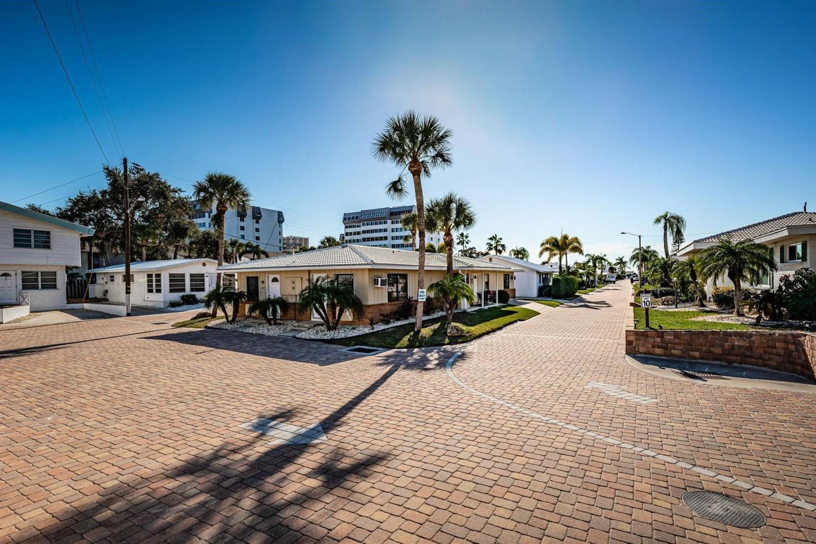 Photo of Listing #TB8468285