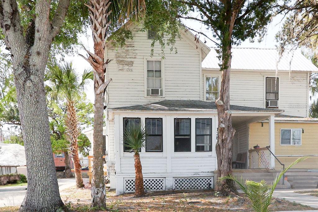 Photo of Listing #V4941909