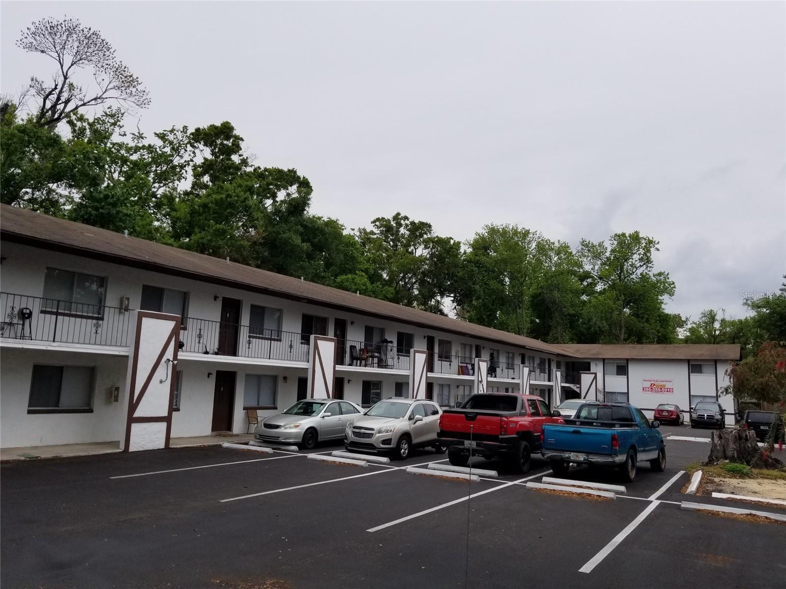 Photo of Listing #V4944861