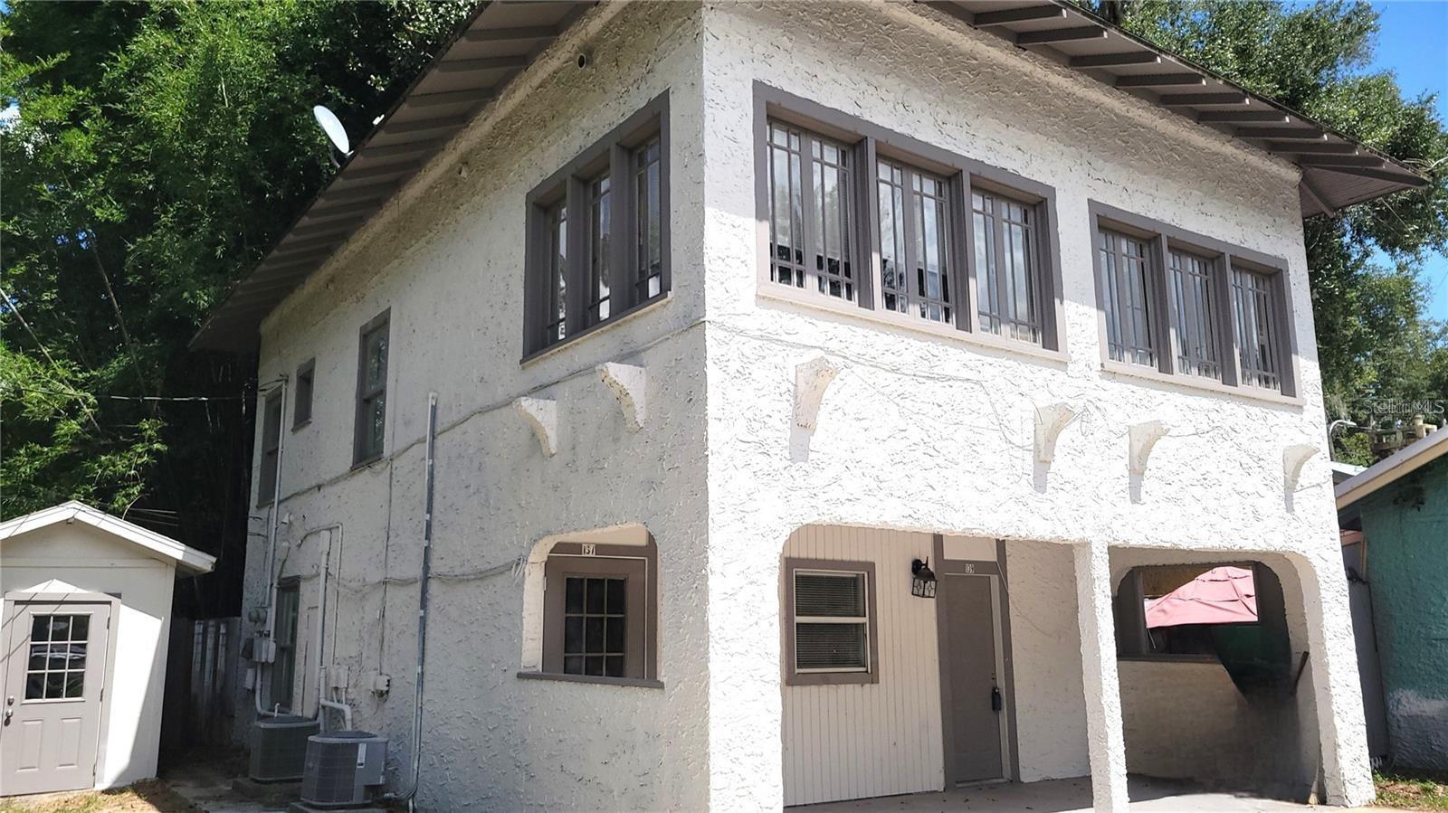 Photo of Listing #V4945855